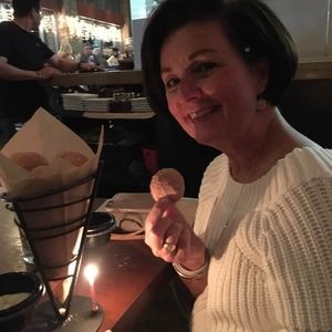 Meet your Posher, Peggy